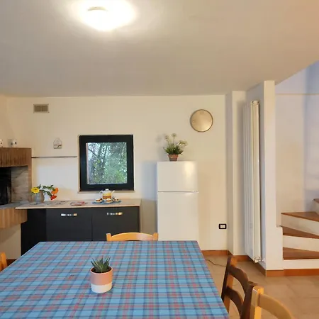 Betty A 5 Min Dal Mare Di Pesaro Apartament